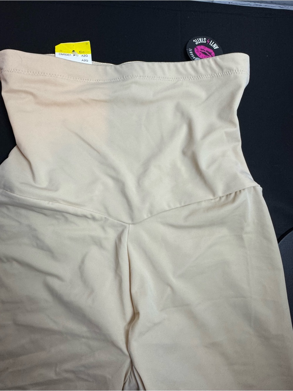 Maidenform shapewear women’s medium new with tags